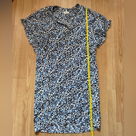 Zadig & Voltaire
Rafix Floral Button
Front Dress Size XS - Picture 5 of 7